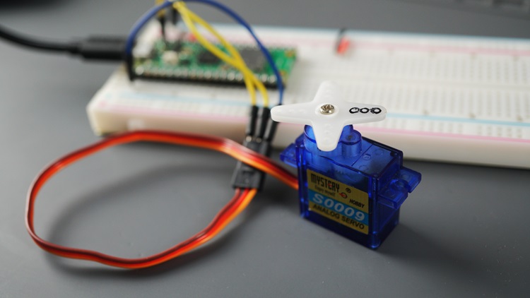 Control Servo Motor Raspberry Pi Pico