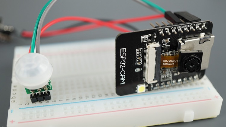 ESP32-CAM with a PIR Motion Sensor