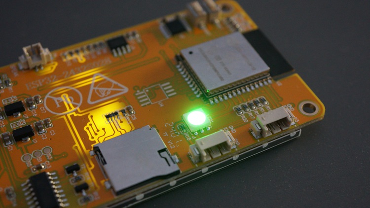 ESP32 Cheap Yellow Display RGB green LED ON ESP32-2432S028R