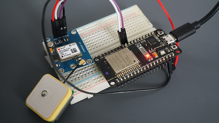 ESP32 with NEO-6M GPS Module