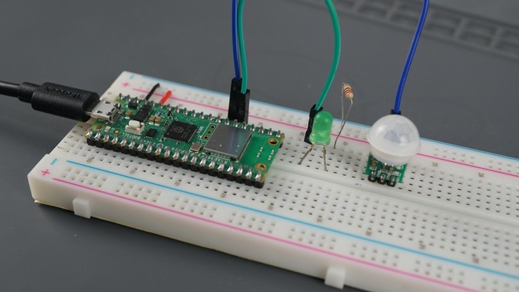 RPi Pico Testing a PIR Motion Sensor