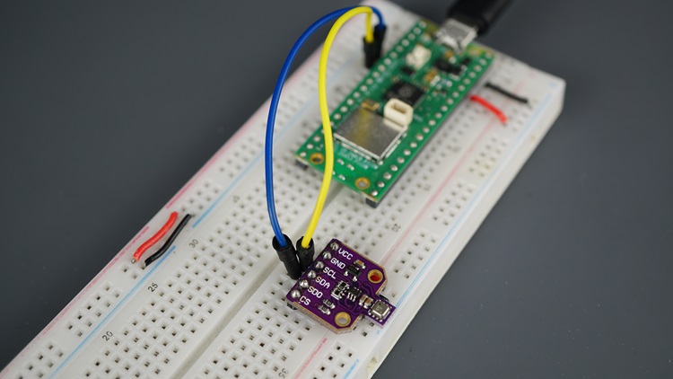 Raspberry Pi Pico with BME680 environmental sensor